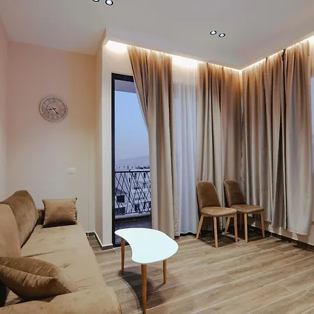 Armar 4* Sarandë